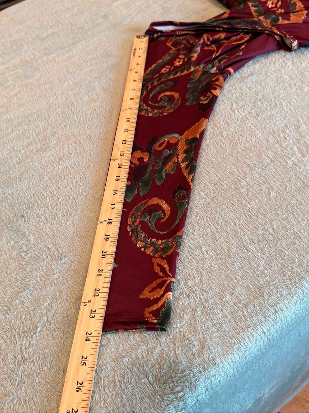 24seven Comfort Apparel Women’s Large Burgundy Paisley Long Sleeve Pocket Dress - Picture 9 of 12
